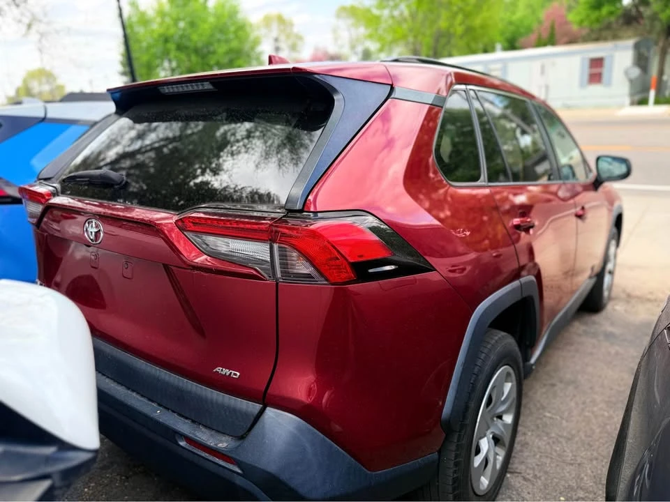 2020 Toyota RAV4 5th Gen - Image 4 of 8