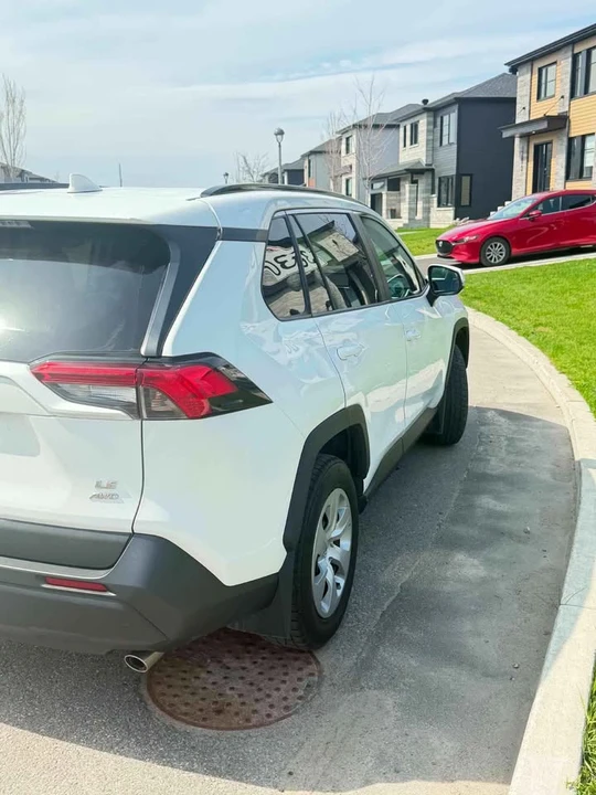 2020 Toyota RAV4 5th Gen - Image 3 of 8