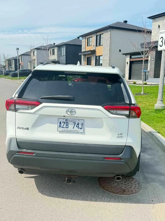 2020 Toyota RAV4 5th Gen - Image 2 of 8