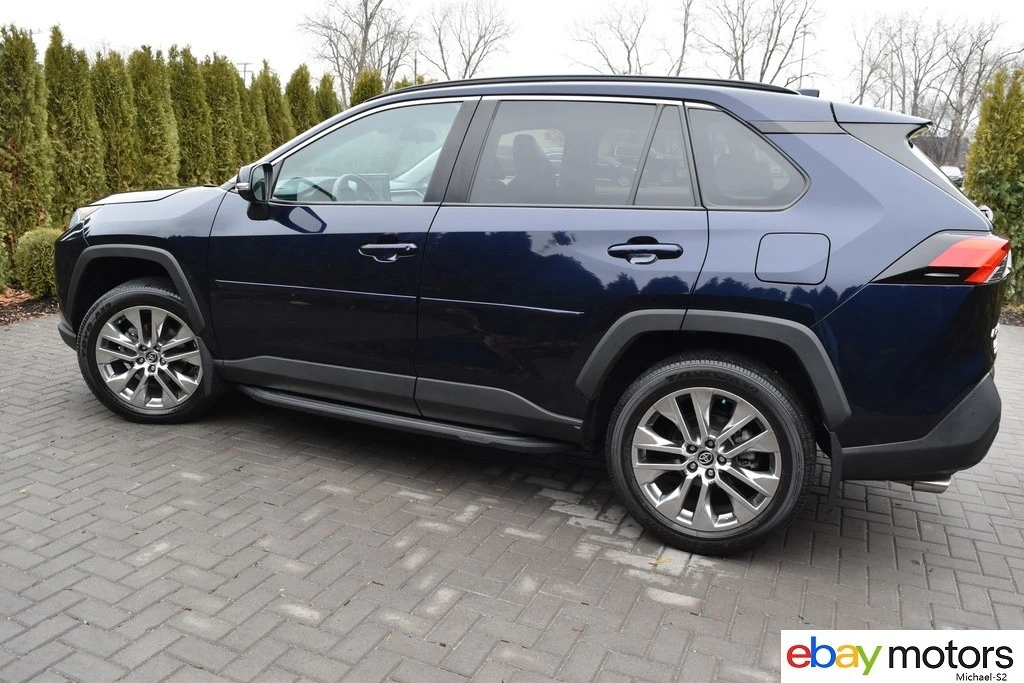 2020 Toyota RAV4 5th Gen - Image 8 of 21