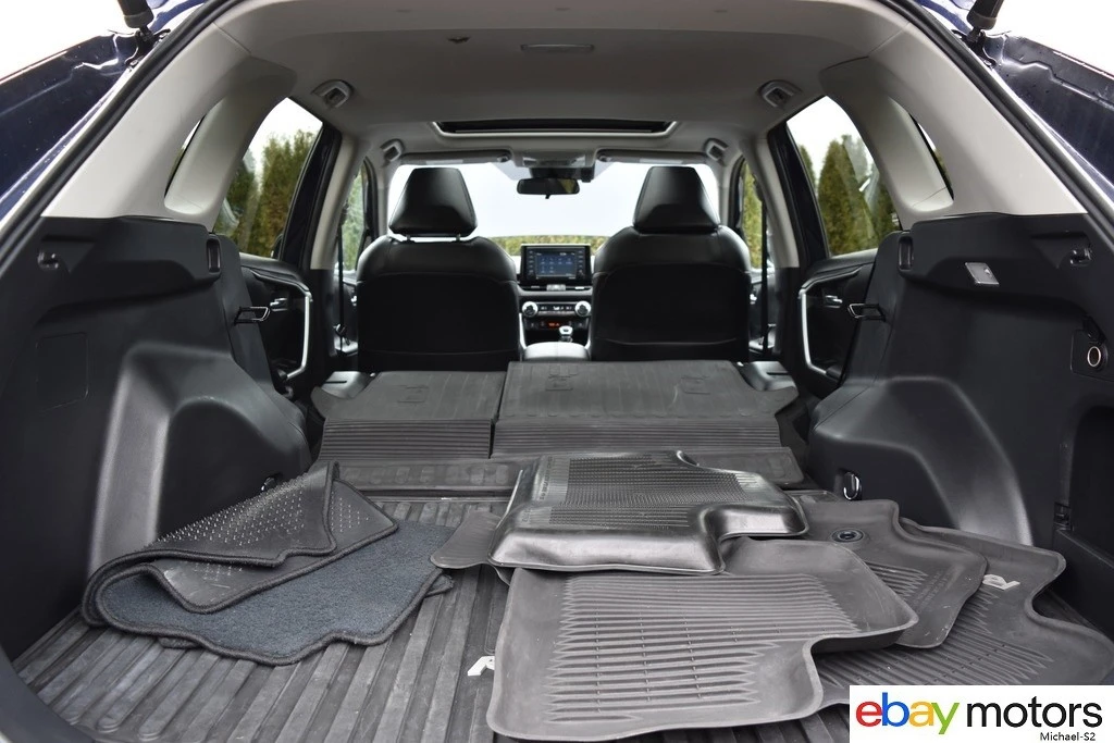 2020 Toyota RAV4 5th Gen - Image 15 of 21