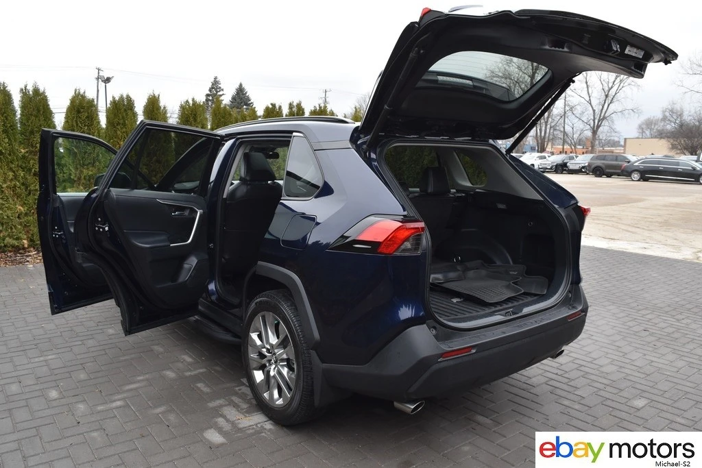 2020 Toyota RAV4 5th Gen - Image 19 of 21