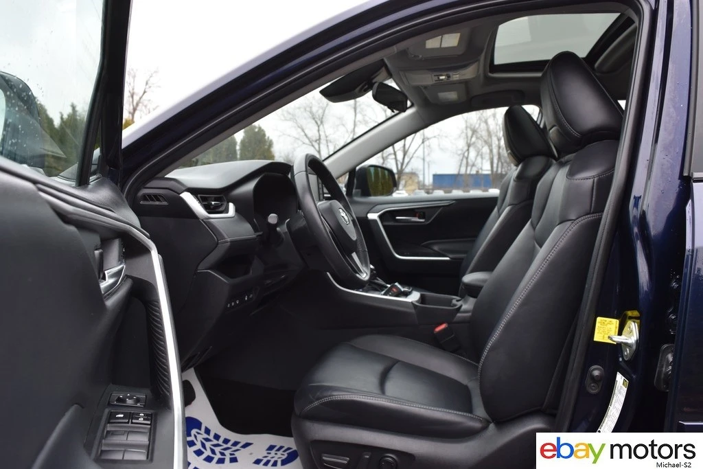 2020 Toyota RAV4 5th Gen - Image 10 of 21