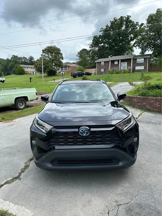 2020 Toyota RAV4 5th Gen - Image 3 of 20