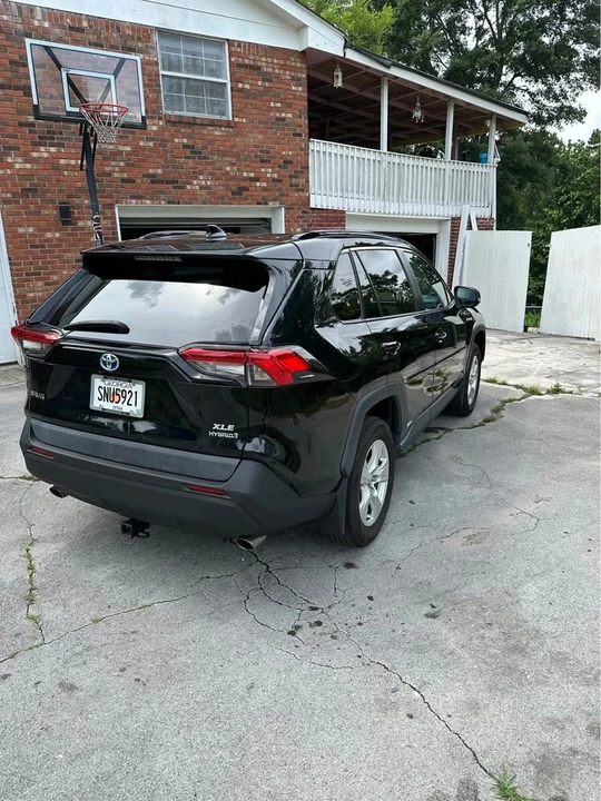 2020 Toyota RAV4 5th Gen - Image 2 of 20