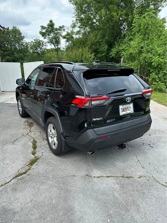 2020 Toyota RAV4 5th Gen - Image 6 of 20