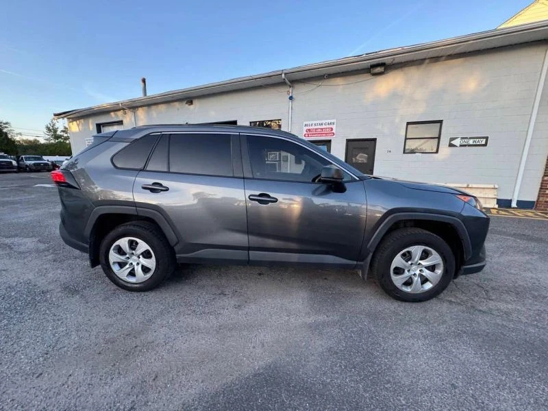 2020 Toyota RAV4 5th Gen - Image 8 of 12