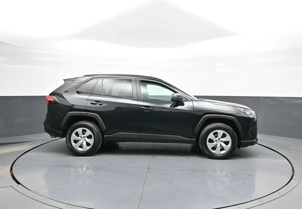 2020 Toyota RAV4 5th Gen - Image 5 of 21
