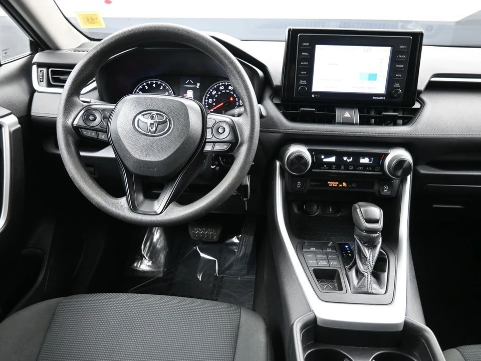 2020 Toyota RAV4 5th Gen - Image 19 of 21