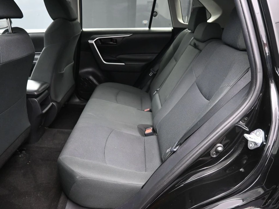 2020 Toyota RAV4 5th Gen - Image 20 of 21