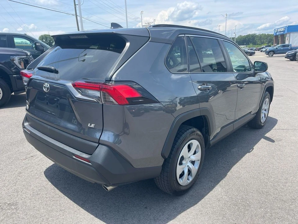 2020 Toyota RAV4 5th Gen - Image 5 of 12