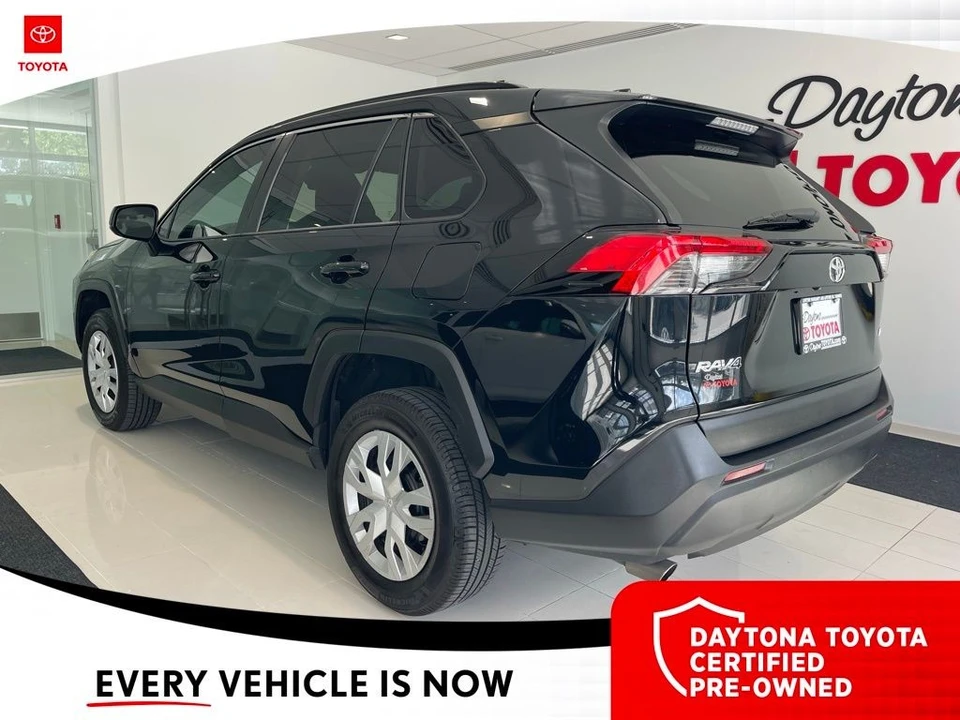 2020 Toyota RAV4 5th Gen - Image 11 of 12