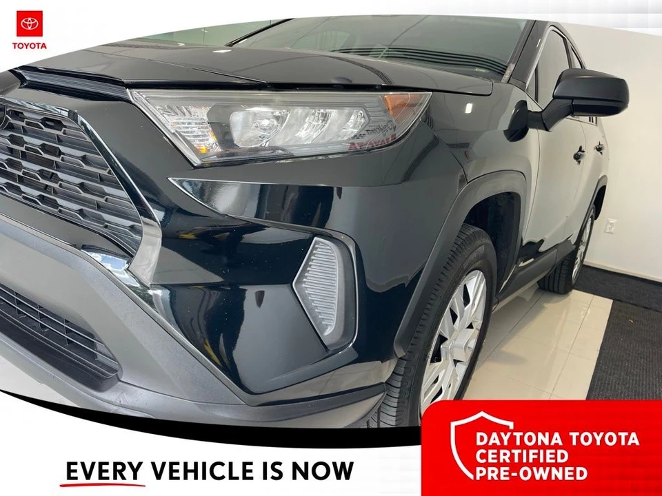 2020 Toyota RAV4 5th Gen - Image 6 of 12