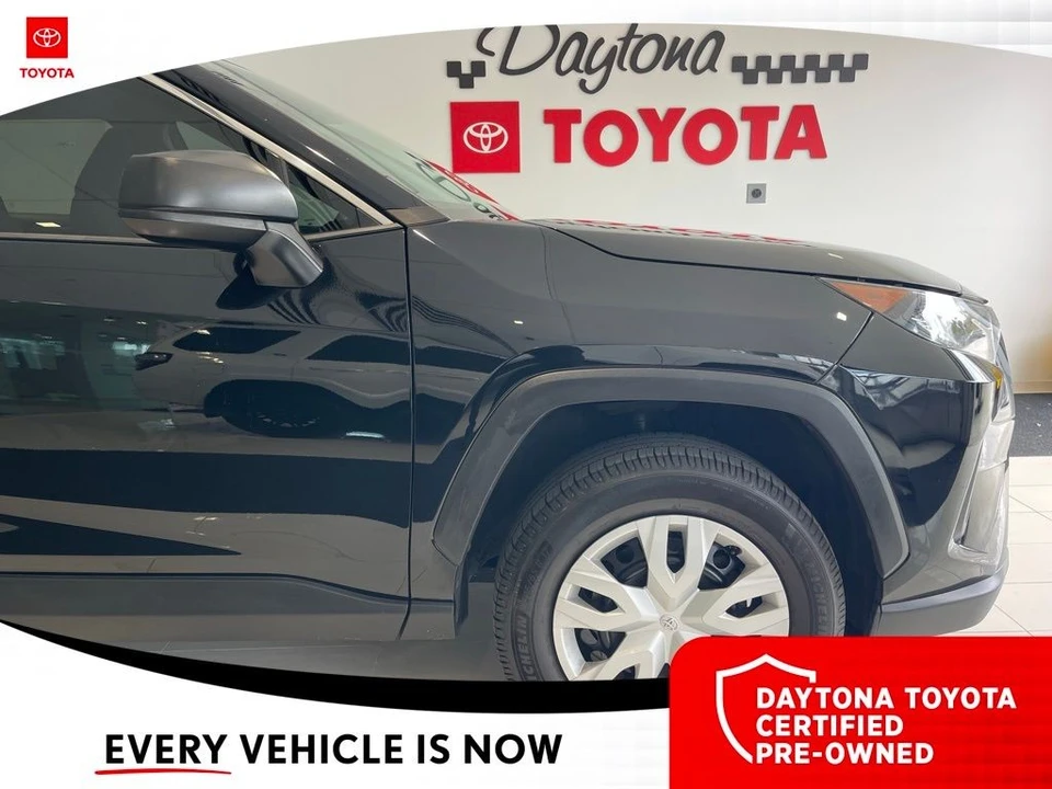 2020 Toyota RAV4 5th Gen - Image 10 of 12