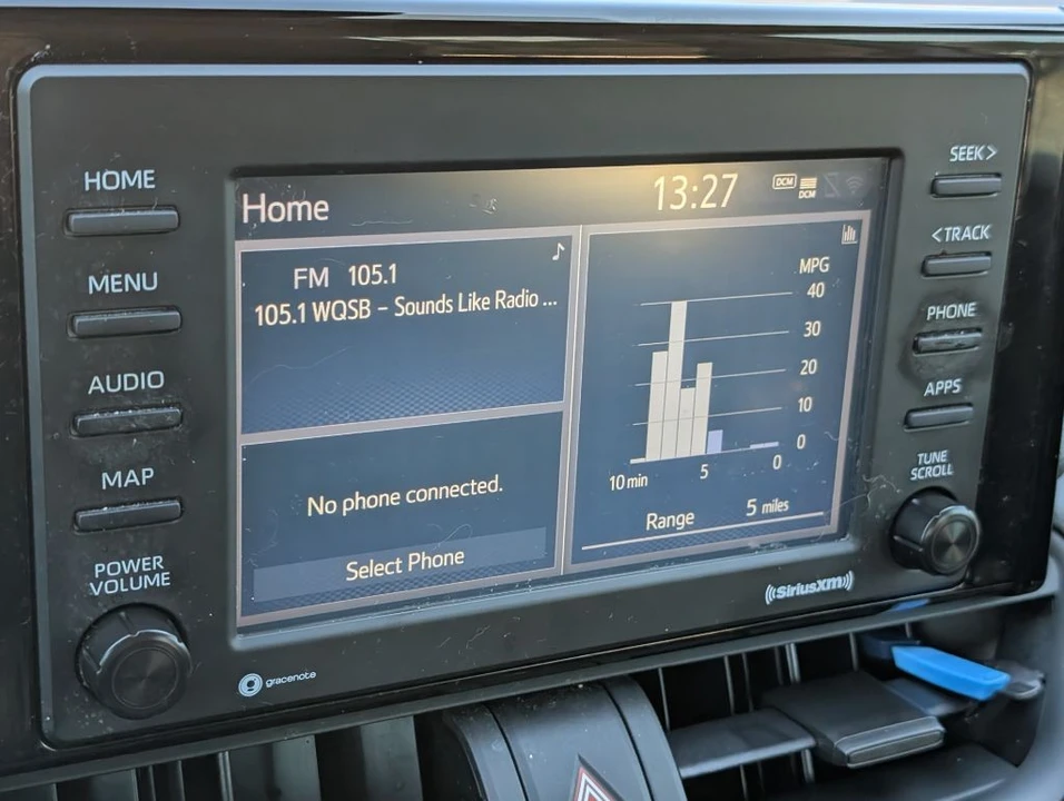 2020 Toyota RAV4 5th Gen - Image 17 of 21