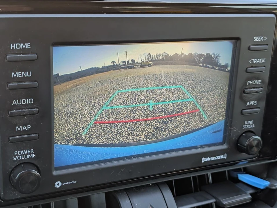 2020 Toyota RAV4 5th Gen - Image 18 of 21