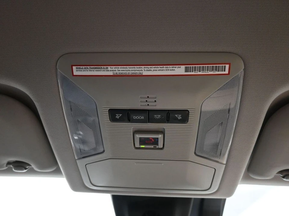 2020 Toyota RAV4 5th Gen - Image 17 of 21