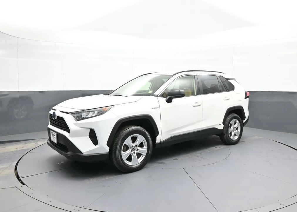 2020 Toyota RAV4 5th Gen - Image 10 of 21