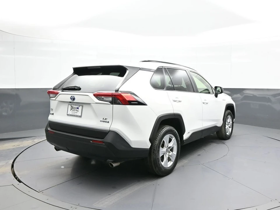 2020 Toyota RAV4 5th Gen - Image 6 of 21