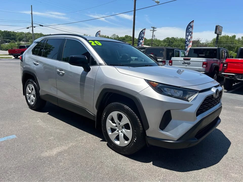 2020 Toyota RAV4 5th Gen - Image 3 of 16