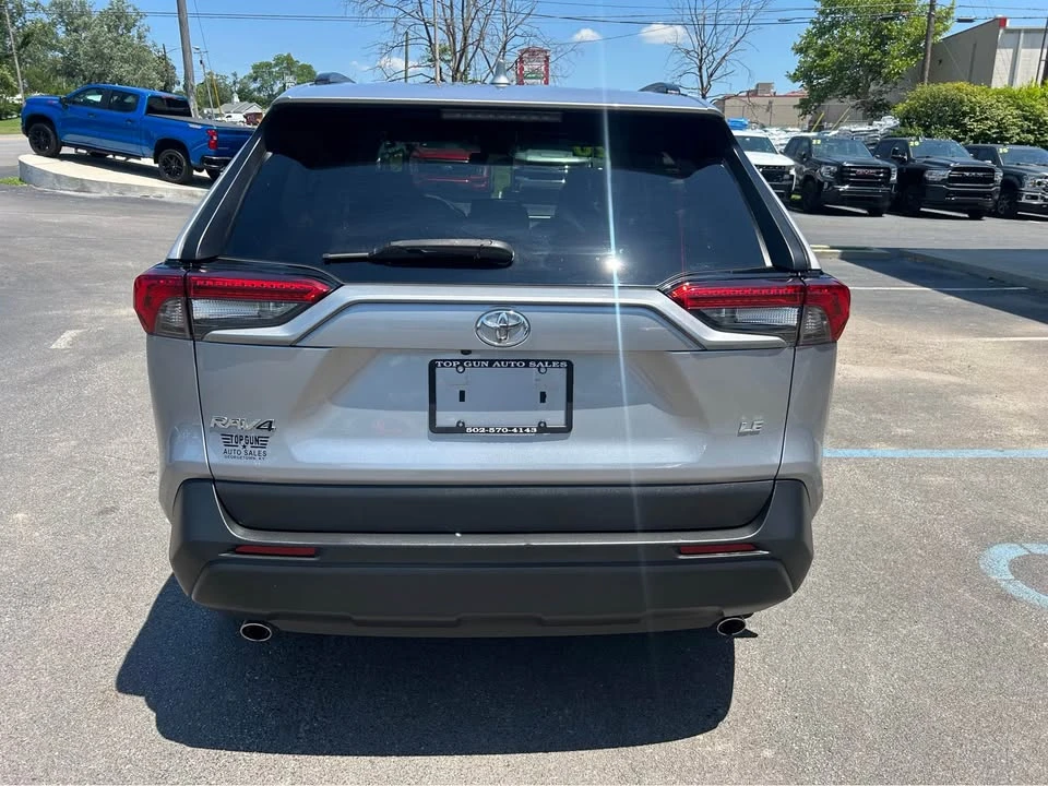 2020 Toyota RAV4 5th Gen - Image 6 of 16