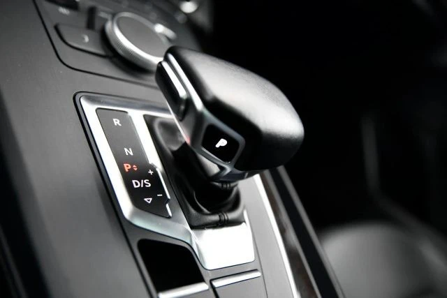 2020 Toyota RAV4 5th Gen - Image 21 of 21