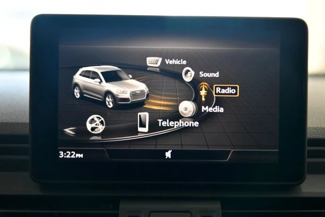 2020 Toyota RAV4 5th Gen - Image 18 of 21