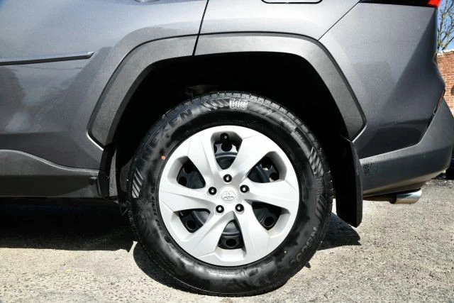 2020 Toyota RAV4 5th Gen - Image 12 of 12