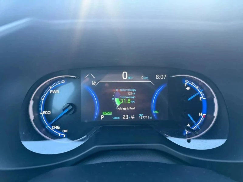 2020 Toyota RAV4 5th Gen - Image 10 of 12