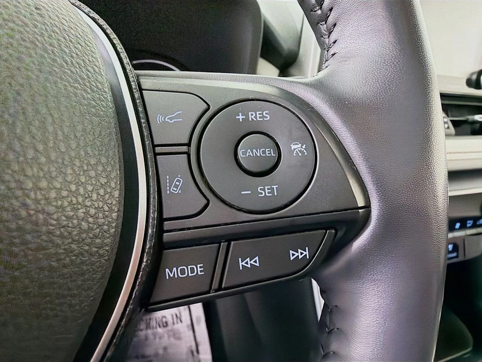 2020 Toyota RAV4 5th Gen - Image 12 of 12