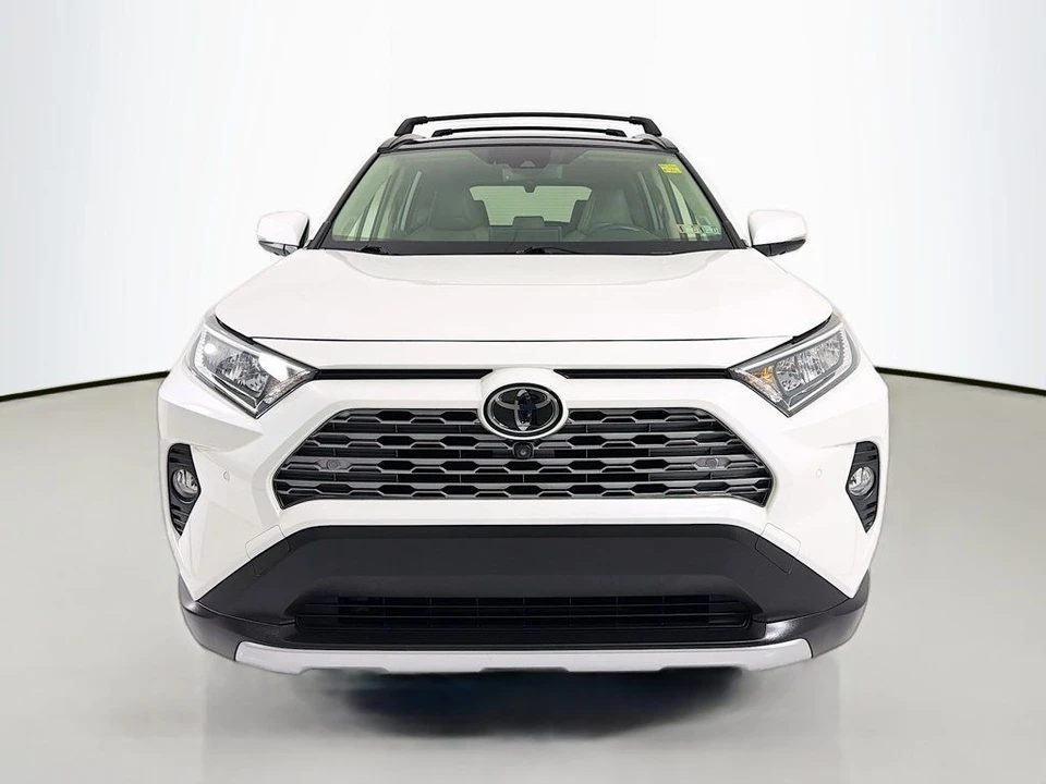 2020 Toyota RAV4 5th Gen - Image 2 of 12