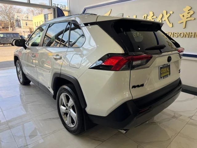 2020 Toyota RAV4 5th Gen - Image 4 of 21