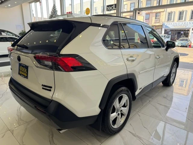 2020 Toyota RAV4 5th Gen - Image 6 of 21