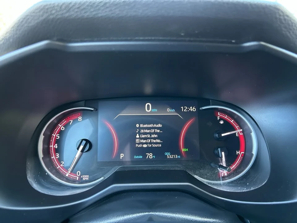 2020 Toyota RAV4 5th Gen - Image 15 of 20