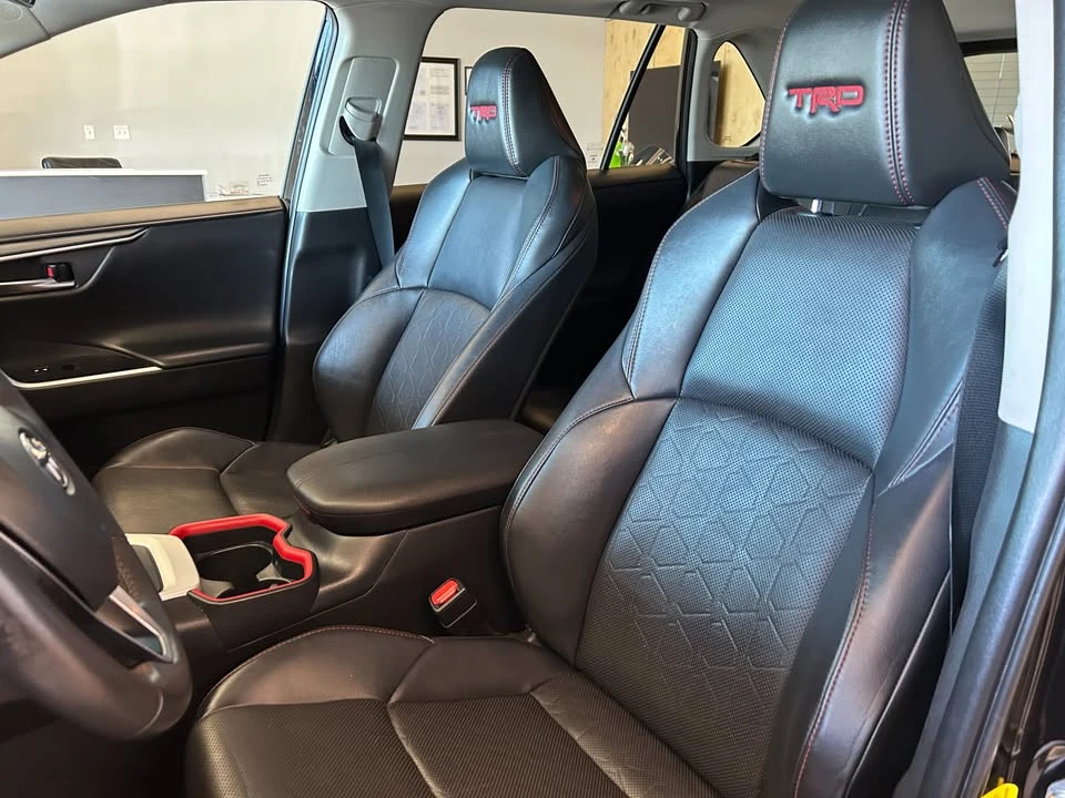 2020 Toyota RAV4 5th Gen - Image 12 of 20