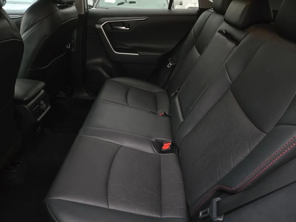 2020 Toyota RAV4 5th Gen - Image 12 of 20