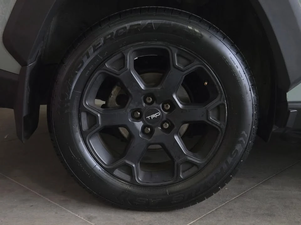 2020 Toyota RAV4 5th Gen - Image 5 of 20