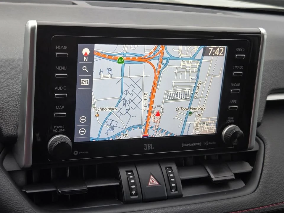 2020 Toyota RAV4 5th Gen - Image 15 of 20