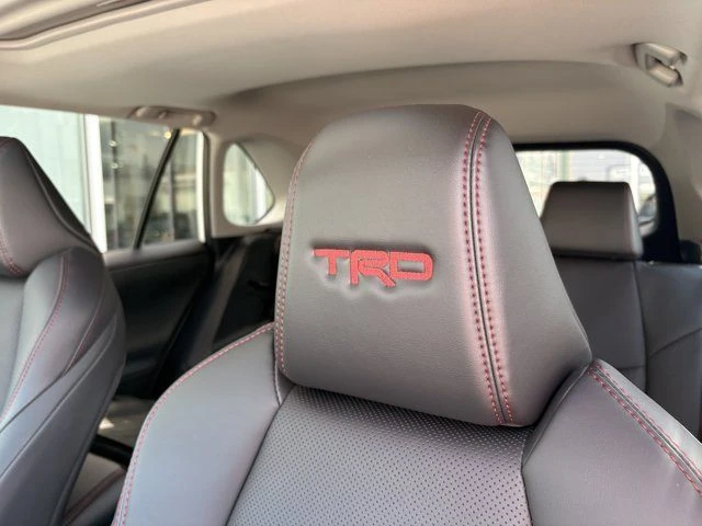 2020 Toyota RAV4 5th Gen - Image 17 of 20