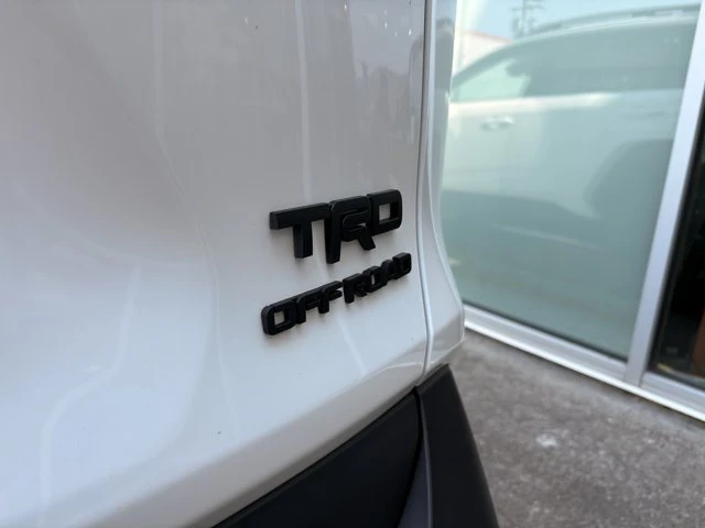 2020 Toyota RAV4 5th Gen - Image 4 of 20