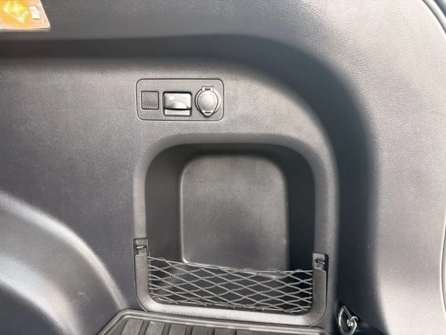 2020 Toyota RAV4 5th Gen - Image 7 of 20