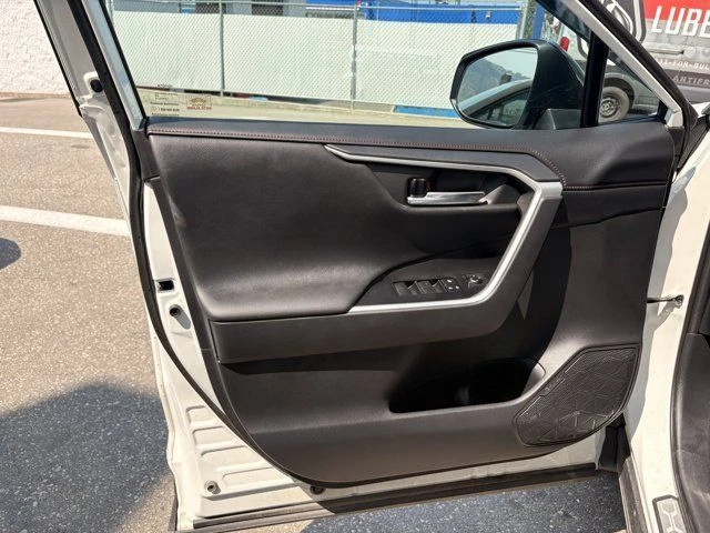 2020 Toyota RAV4 5th Gen - Image 13 of 20