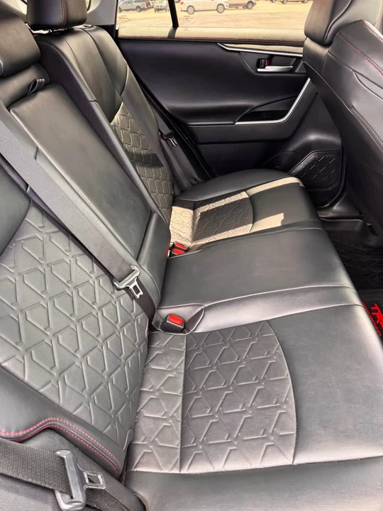 2020 Toyota RAV4 5th Gen - Image 6 of 9