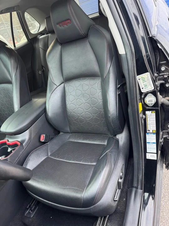 2020 Toyota RAV4 5th Gen - Image 15 of 16