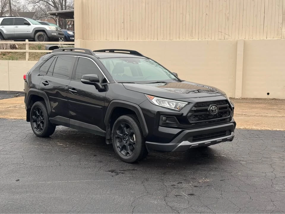 2020 Toyota RAV4 5th Gen - Image 6 of 16