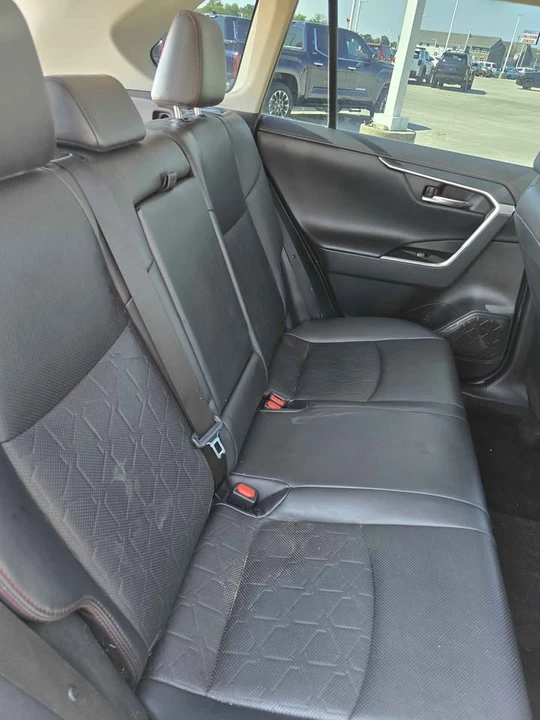 2020 Toyota RAV4 5th Gen - Image 13 of 13