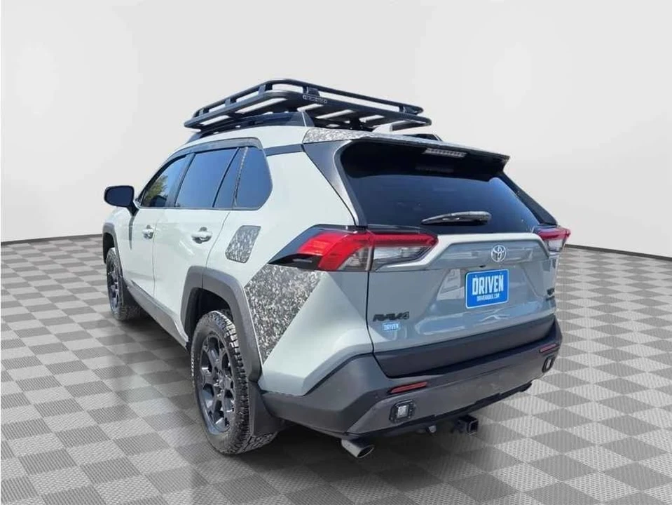 2020 Toyota RAV4 5th Gen - Image 2 of 6