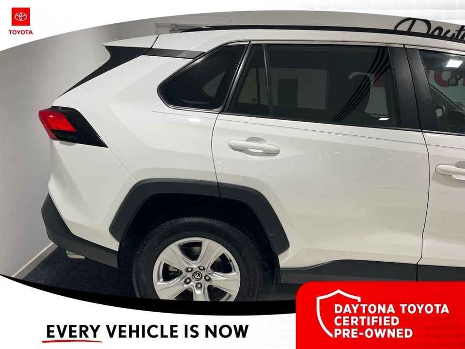 2020 Toyota RAV4 5th Gen - Image 6 of 12