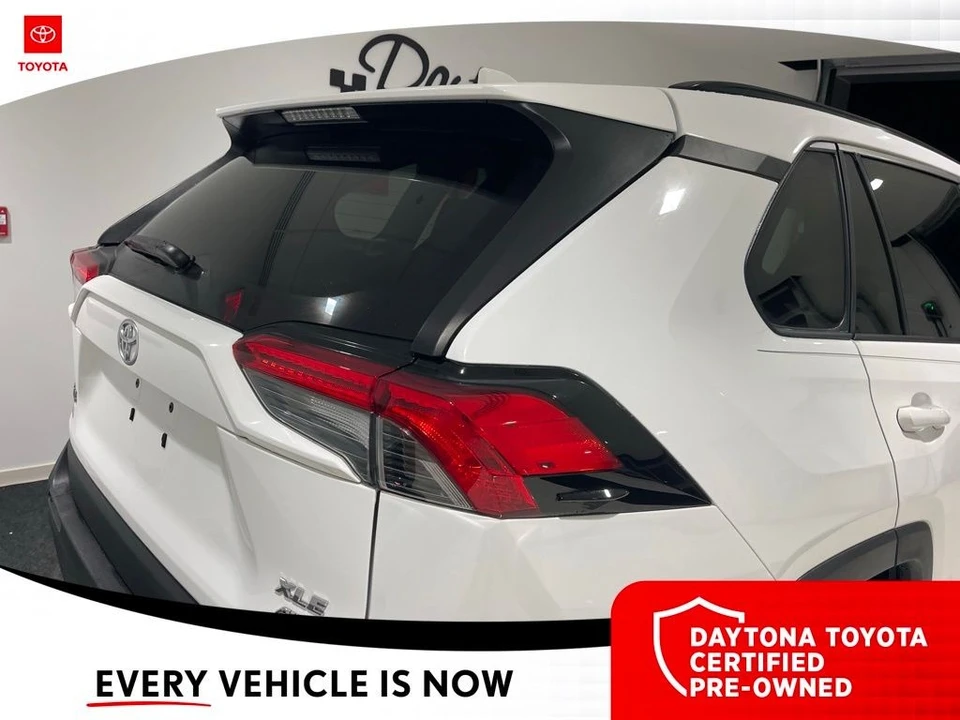 2020 Toyota RAV4 5th Gen - Image 10 of 12