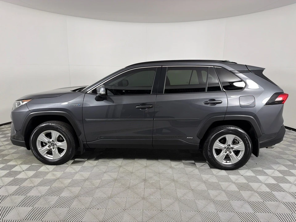 2020 Toyota RAV4 5th Gen - Image 6 of 21